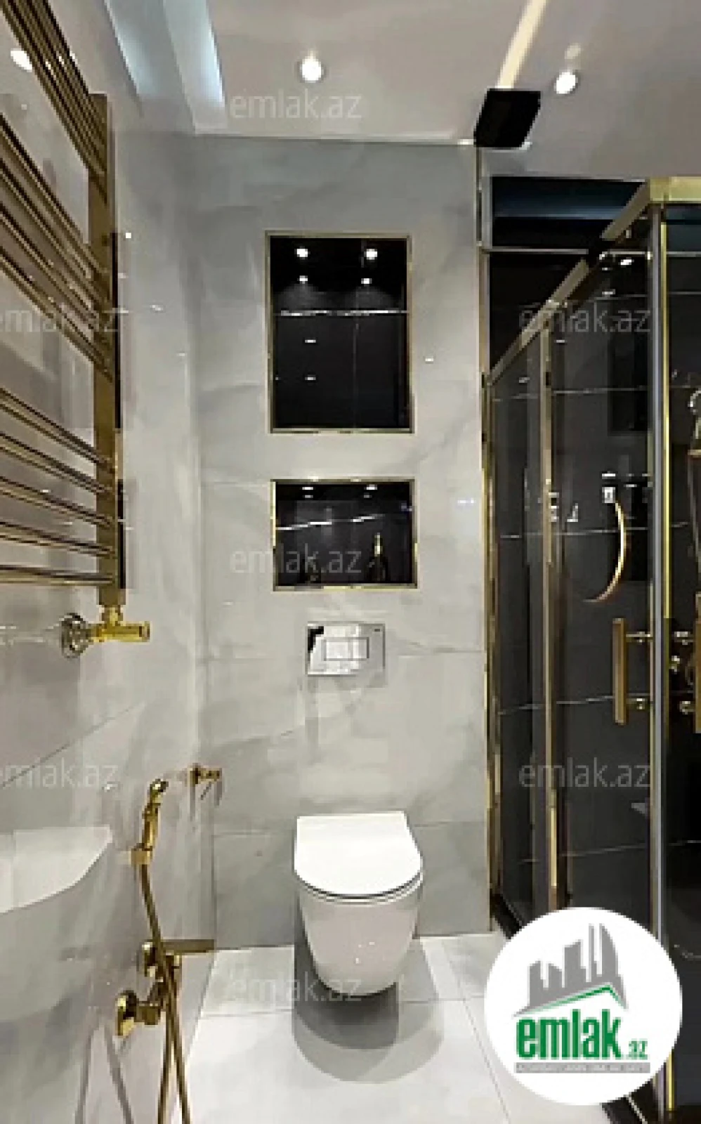 Satılır 3 otaqlı yeni tikili 137 m²