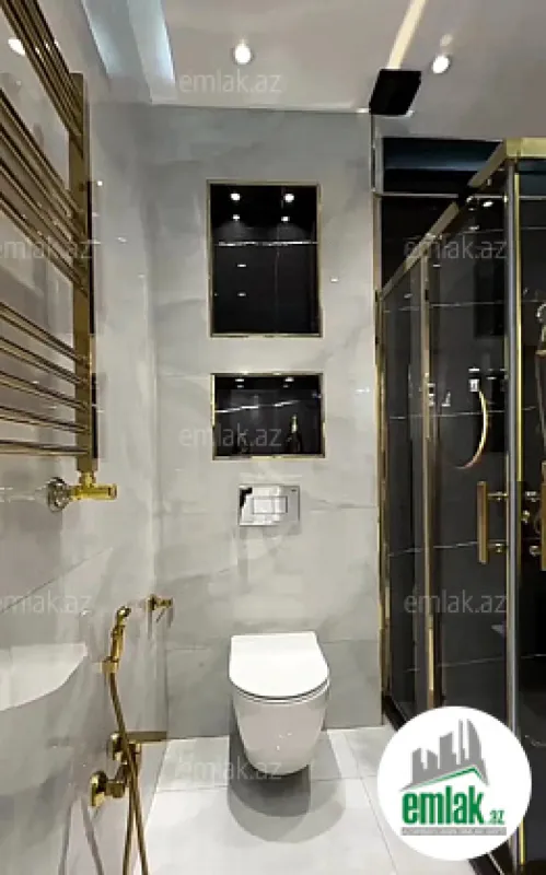 Satılır 3 otaqlı yeni tikili 137 m²