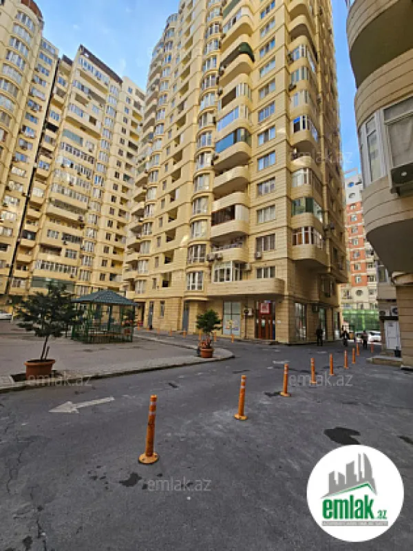 Satılır 3 otaqlı yeni tikili 100 m²