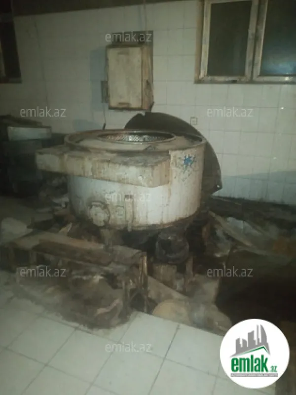 Satılır 6 otaqlı obyekt 200 m²