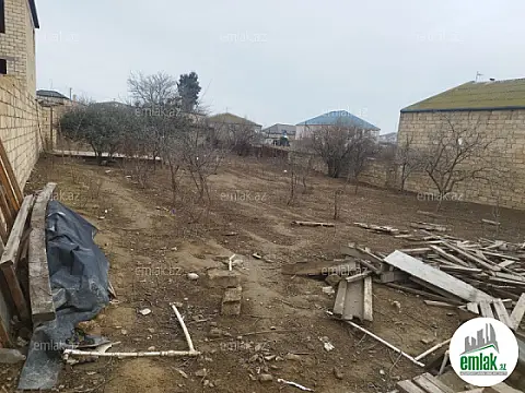 Satılır 4 otaqlı mənzil 190 m²