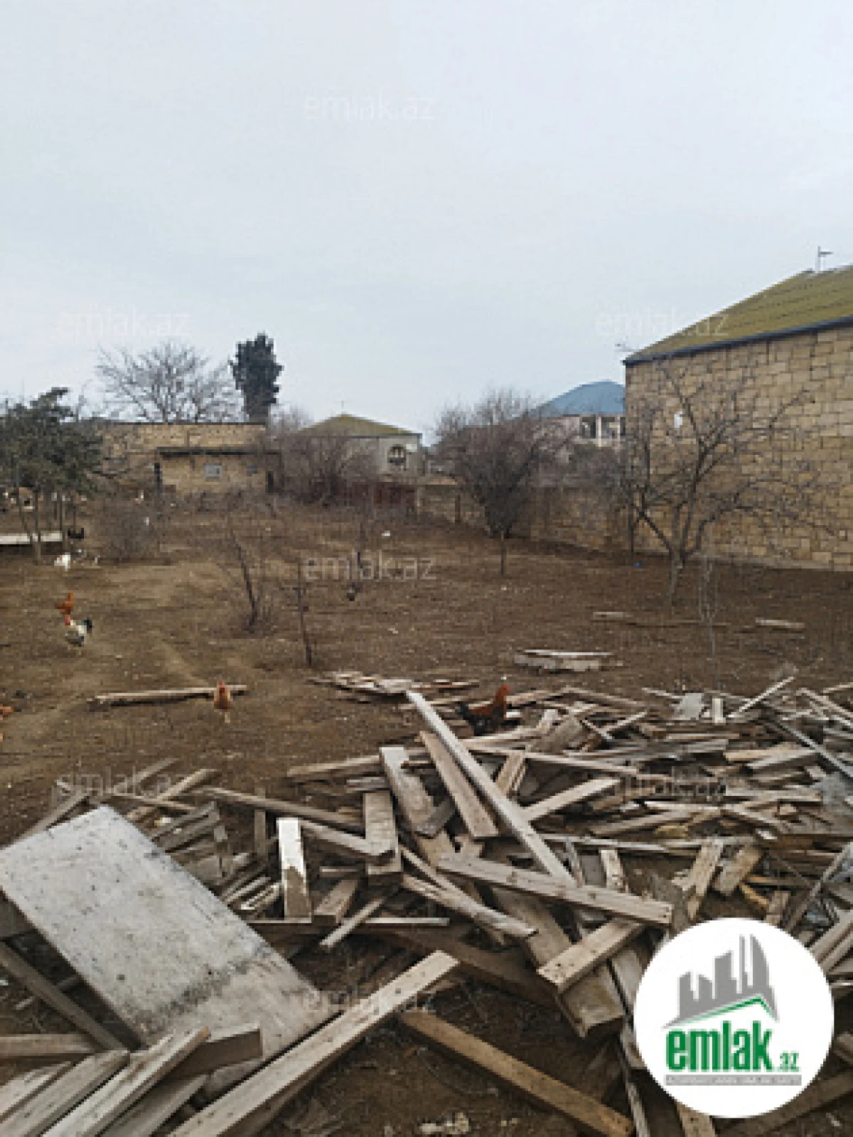 Satılır 4 otaqlı mənzil 190 m²