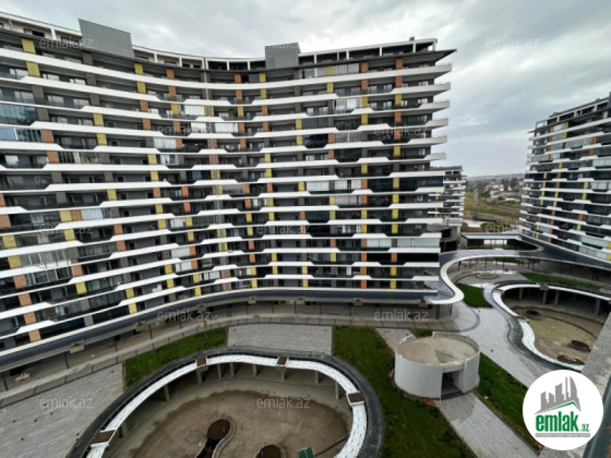 Satılır 3 otaqlı yeni tikili 114 m²