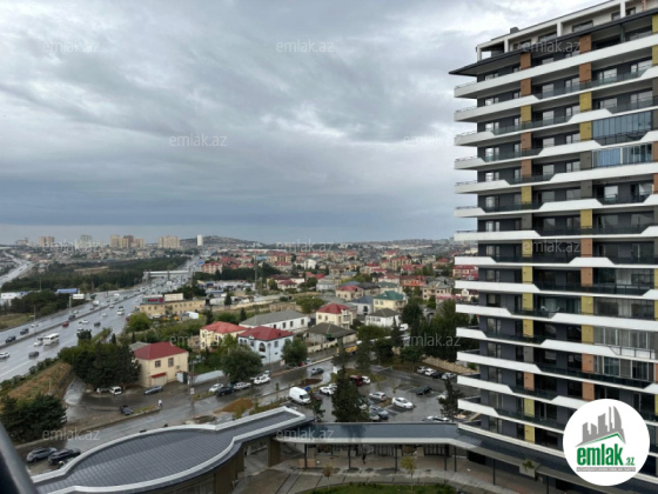 Satılır 3 otaqlı yeni tikili 114 m²