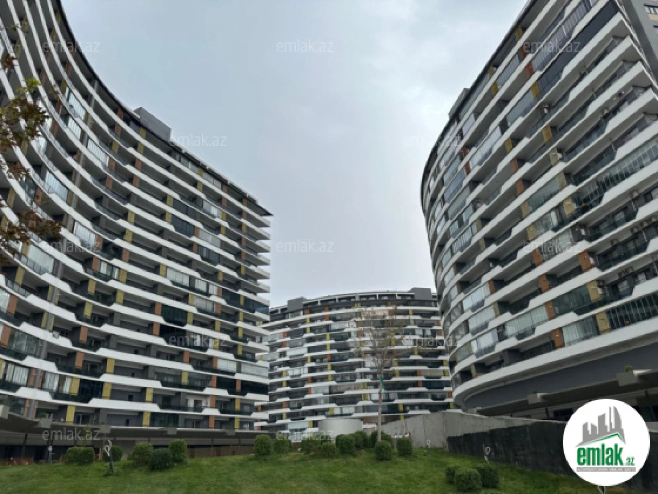 Satılır 3 otaqlı yeni tikili 114 m²