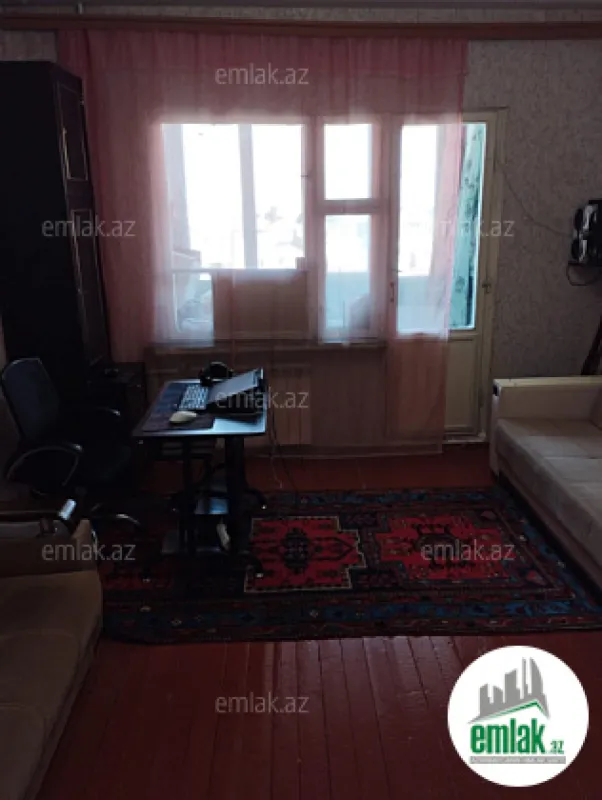 Satılır 3 otaqlı köhnə tikili 85 m²