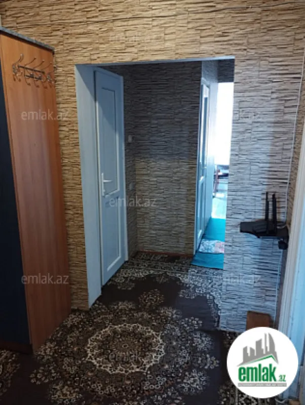 Satılır 3 otaqlı köhnə tikili 85 m²