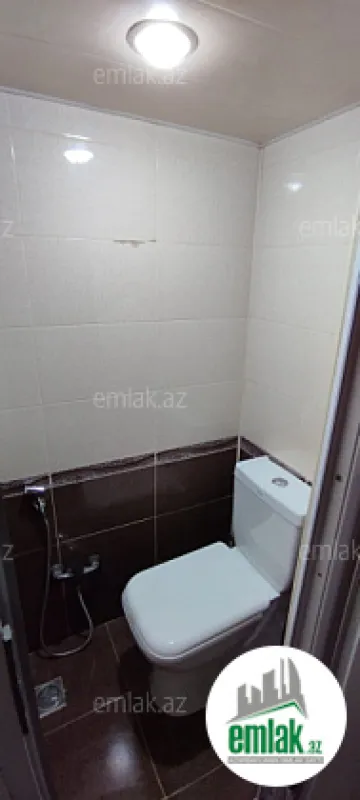 Satılır 3 otaqlı köhnə tikili 85 m²