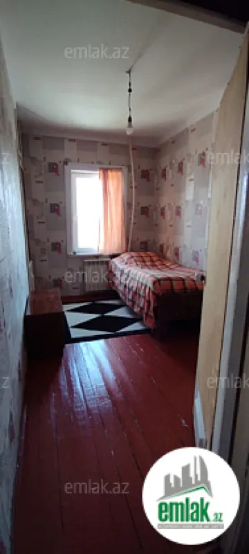 Satılır 3 otaqlı köhnə tikili 85 m²