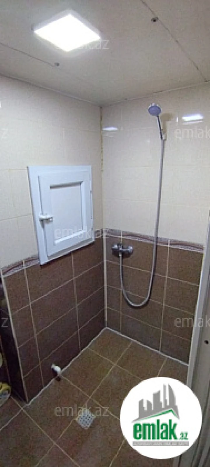 Satılır 3 otaqlı köhnə tikili 85 m²