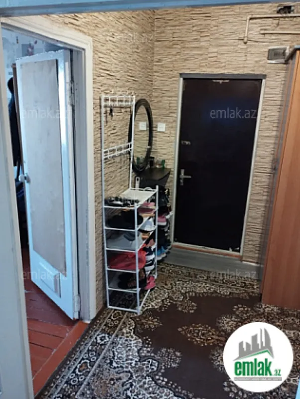 Satılır 3 otaqlı köhnə tikili 85 m²