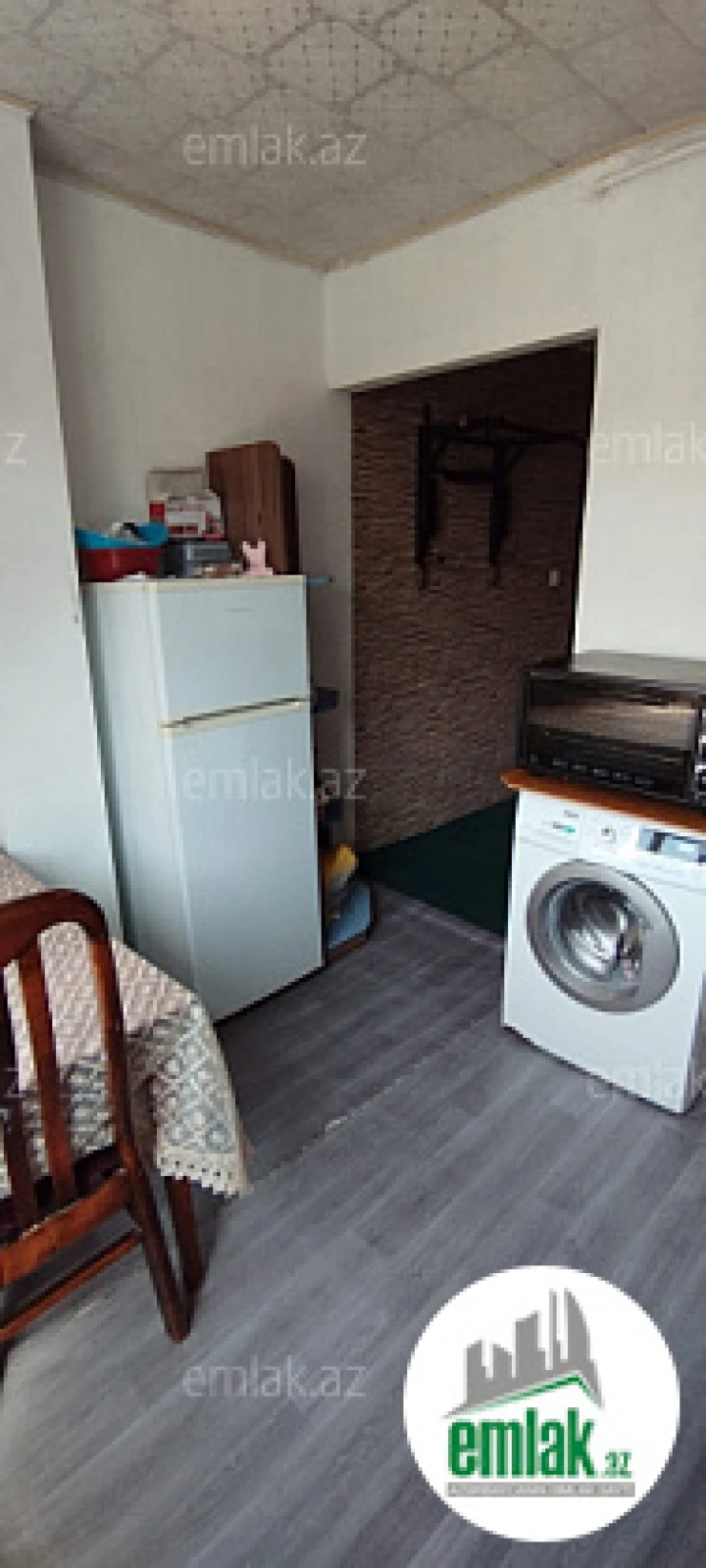 Satılır 3 otaqlı köhnə tikili 85 m²