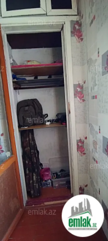 Satılır 3 otaqlı köhnə tikili 85 m²