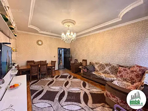 Satılır 3 otaqlı köhnə tikili 70 m²