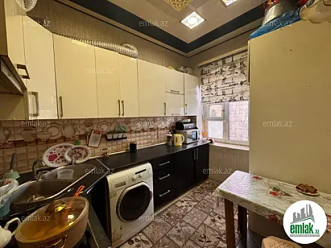 Satılır 3 otaqlı köhnə tikili 70 m²