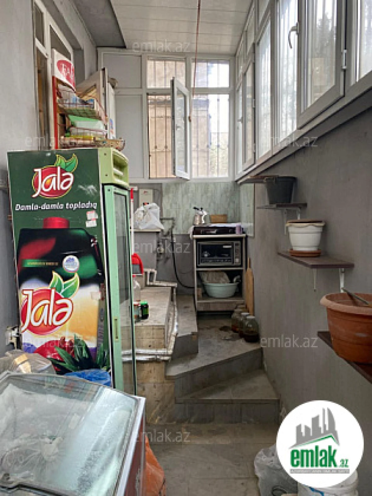 Satılır 4 otaqlı köhnə tikili 110 m²