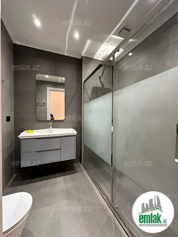 Satılır 4 otaqlı yeni tikili 190 m²