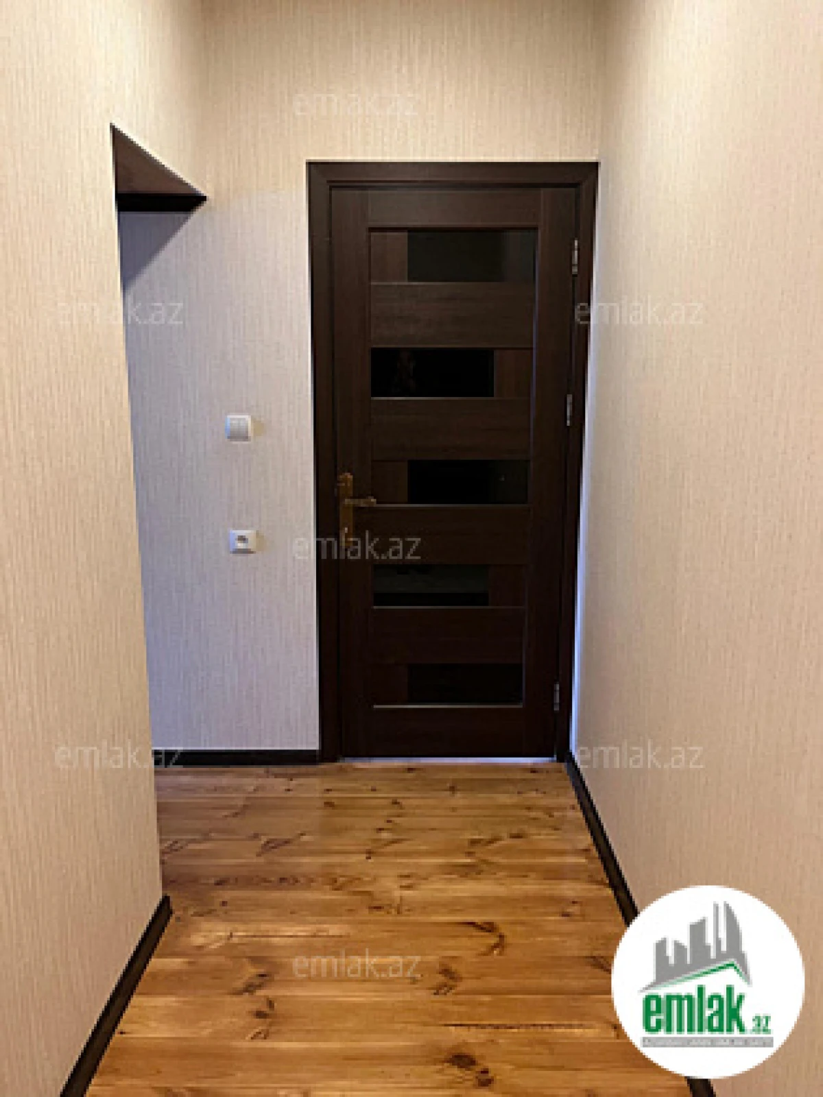 Satılır 2 otaqlı köhnə tikili 45 m²