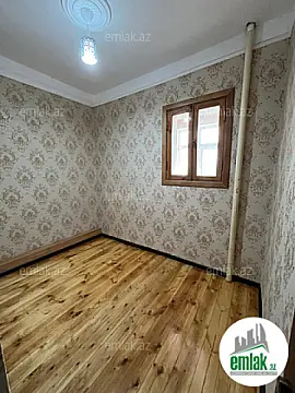 Satılır 2 otaqlı köhnə tikili 45 m²