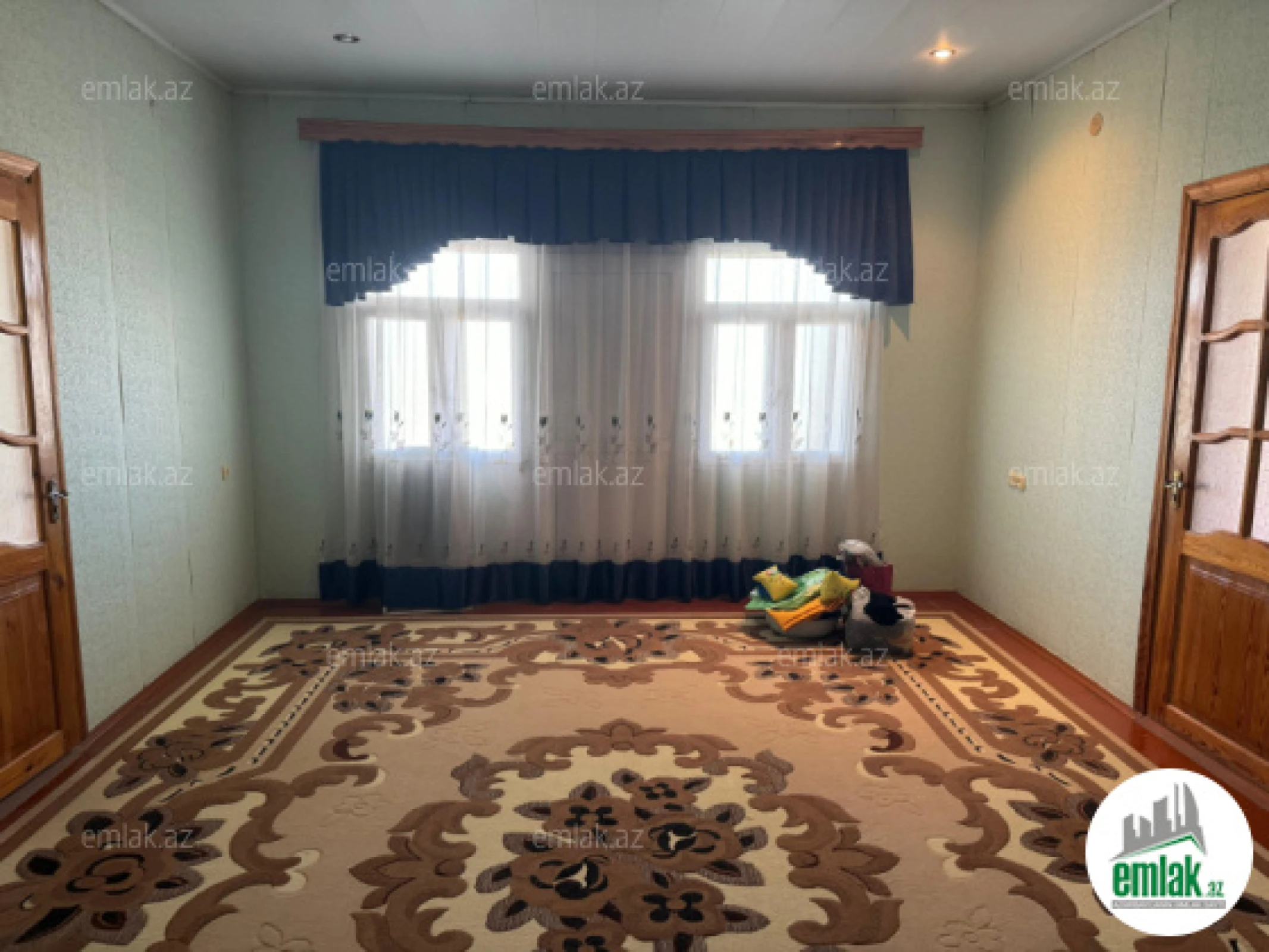 Satılır 5 otaqlı həyət evi 278 m²