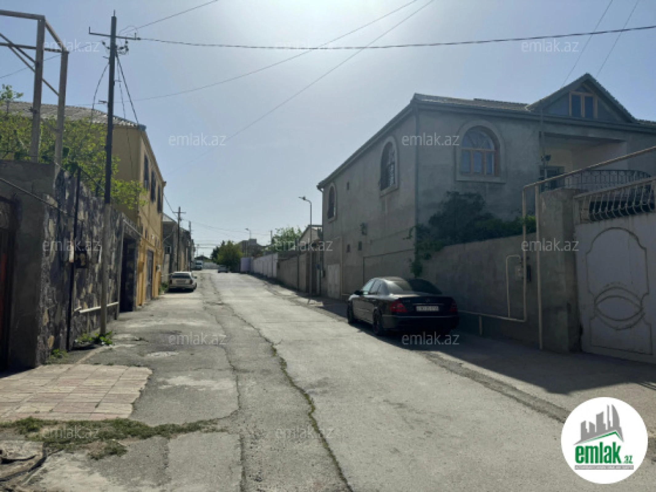 Satılır 5 otaqlı həyət evi 278 m²