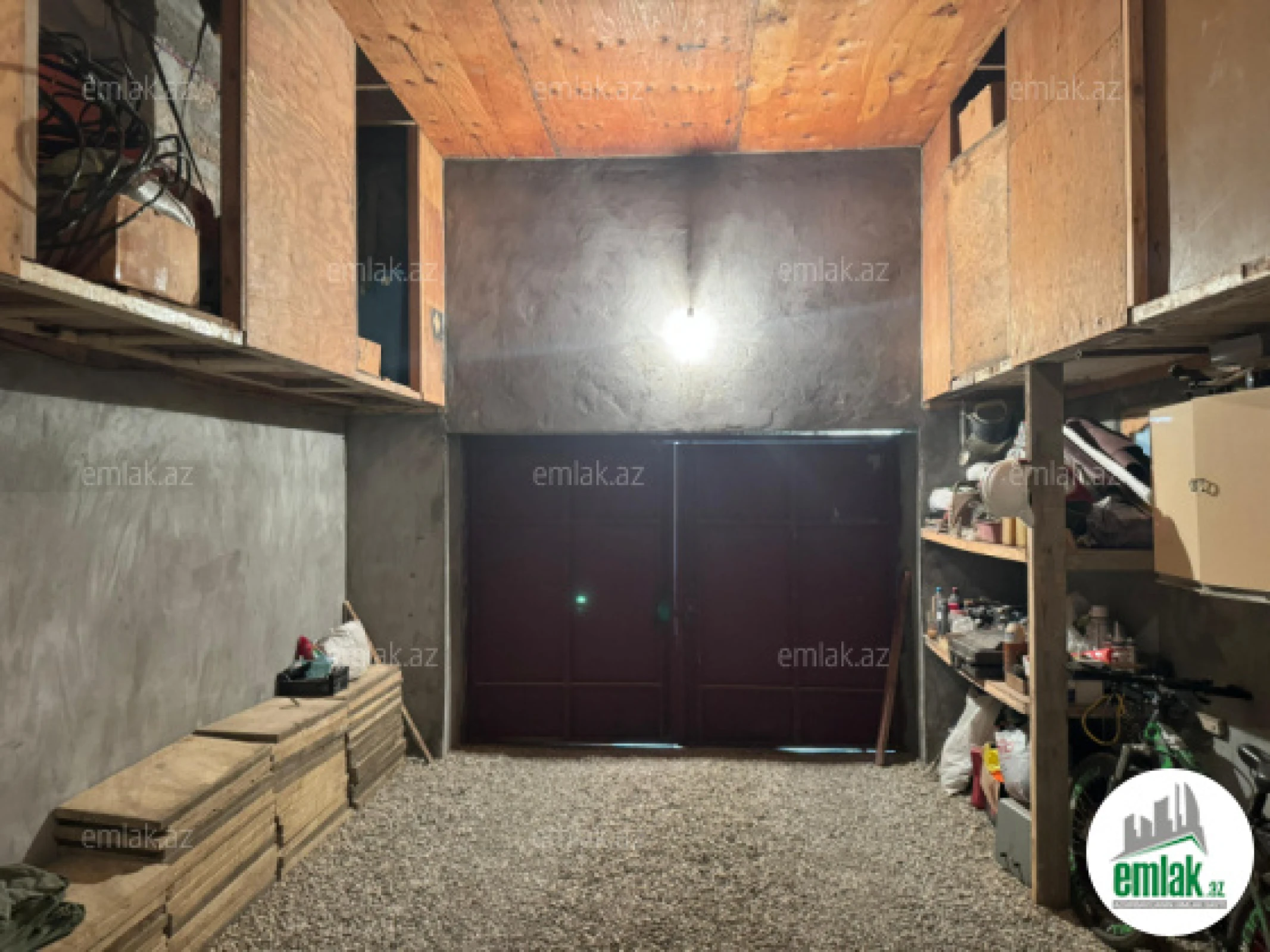 Satılır 5 otaqlı həyət evi 278 m²