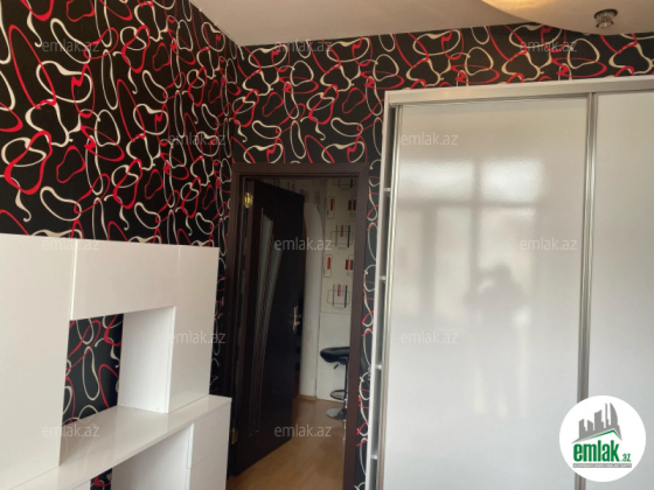 Satılır 3 otaqlı yeni tikili 78 m²