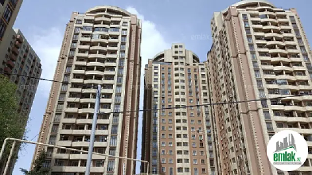 Satılır 3 otaqlı yeni tikili 125 m² — Bakı 3 otaq 125.00 m²