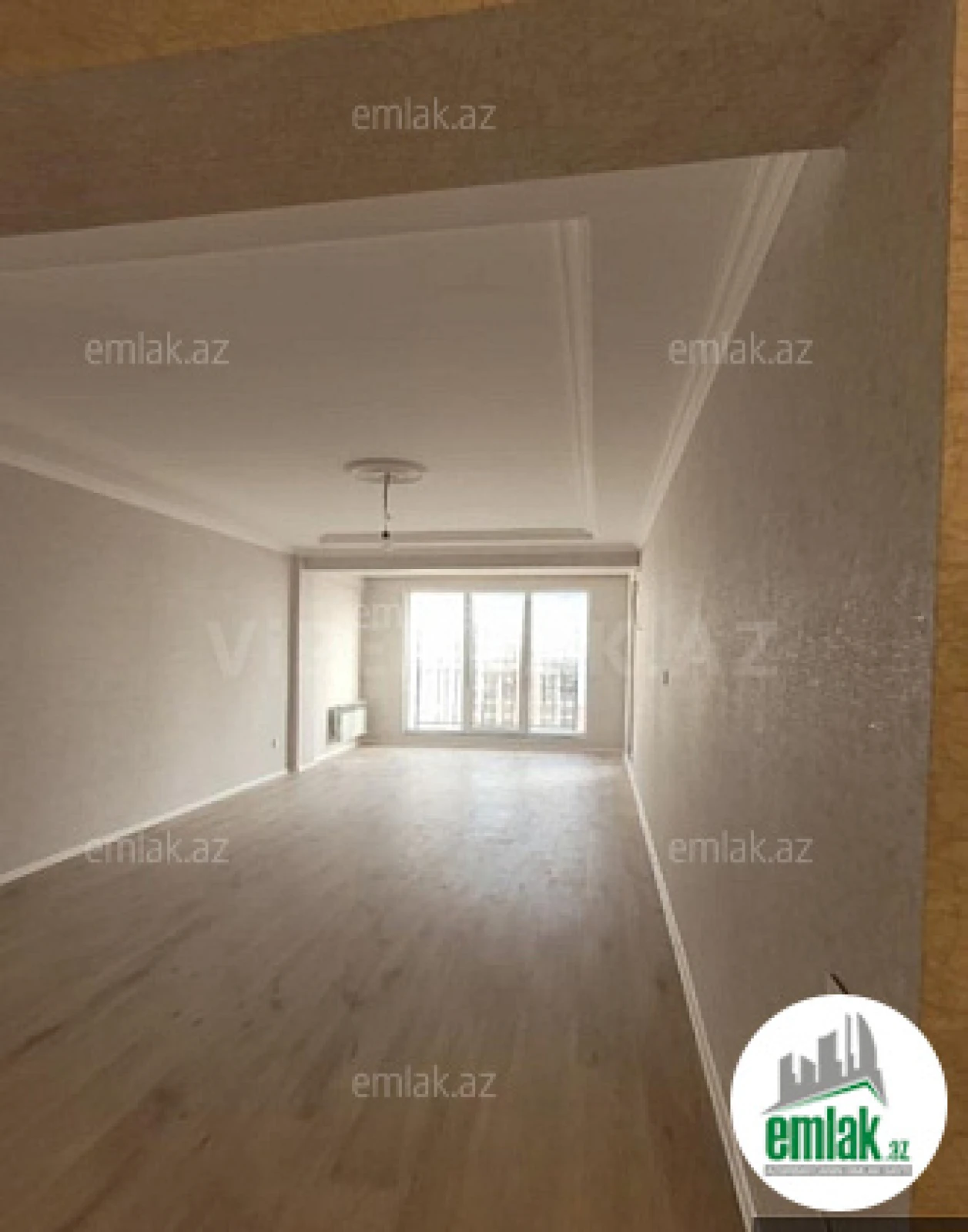 Satılır 2 otaqlı yeni tikili 72 m²