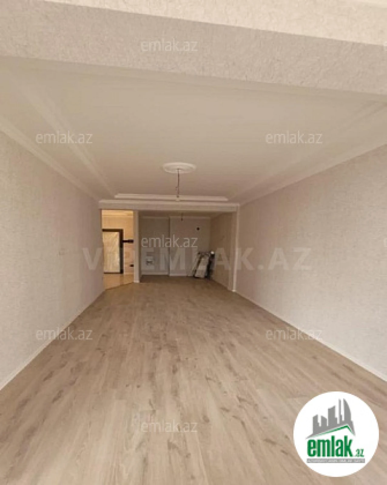 Satılır 2 otaqlı yeni tikili 72 m²