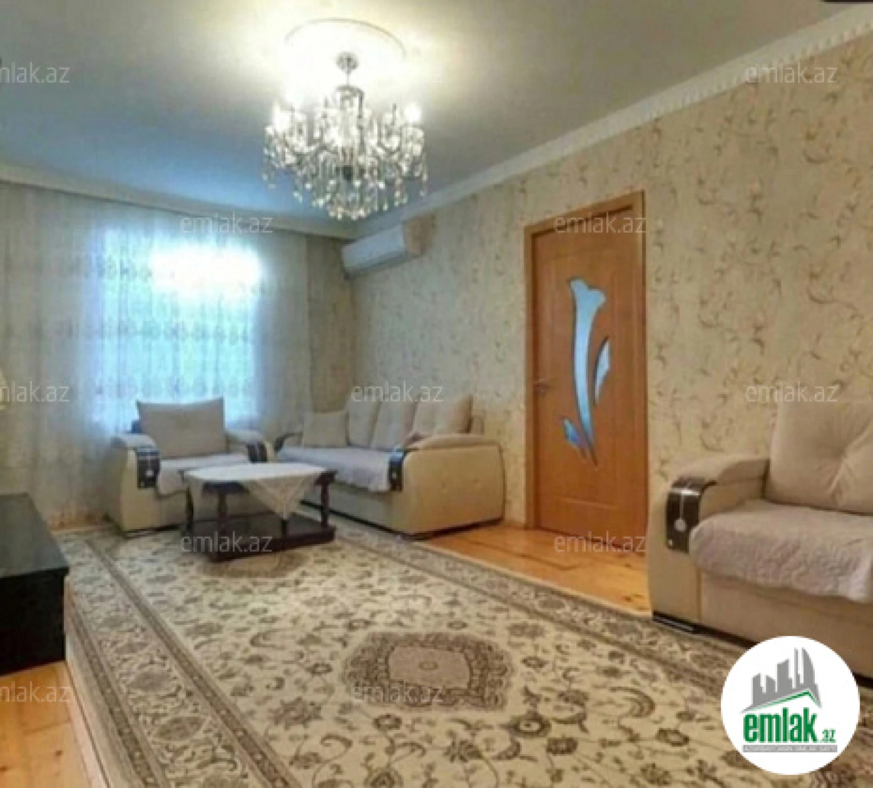 Satılır 7 otaqlı həyət evi 272 m²
