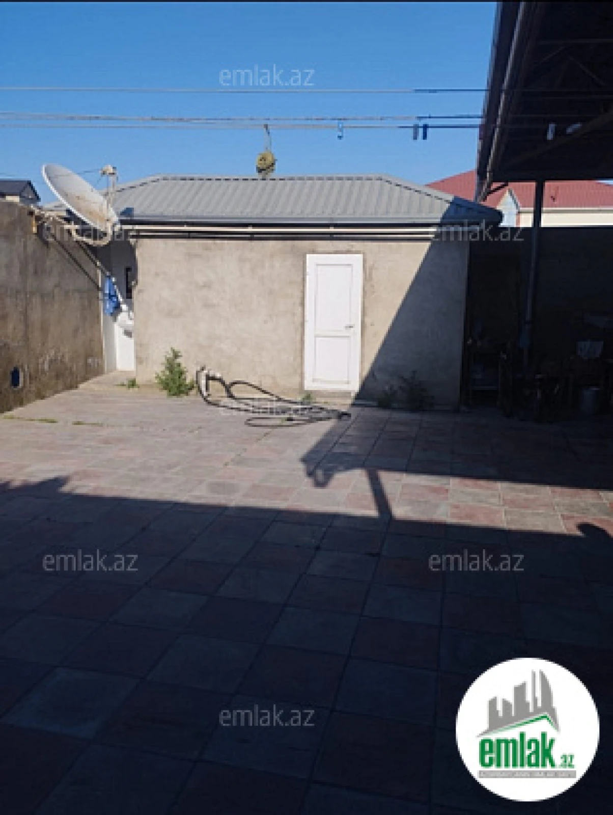 Satılır 7 otaqlı həyət evi 272 m²