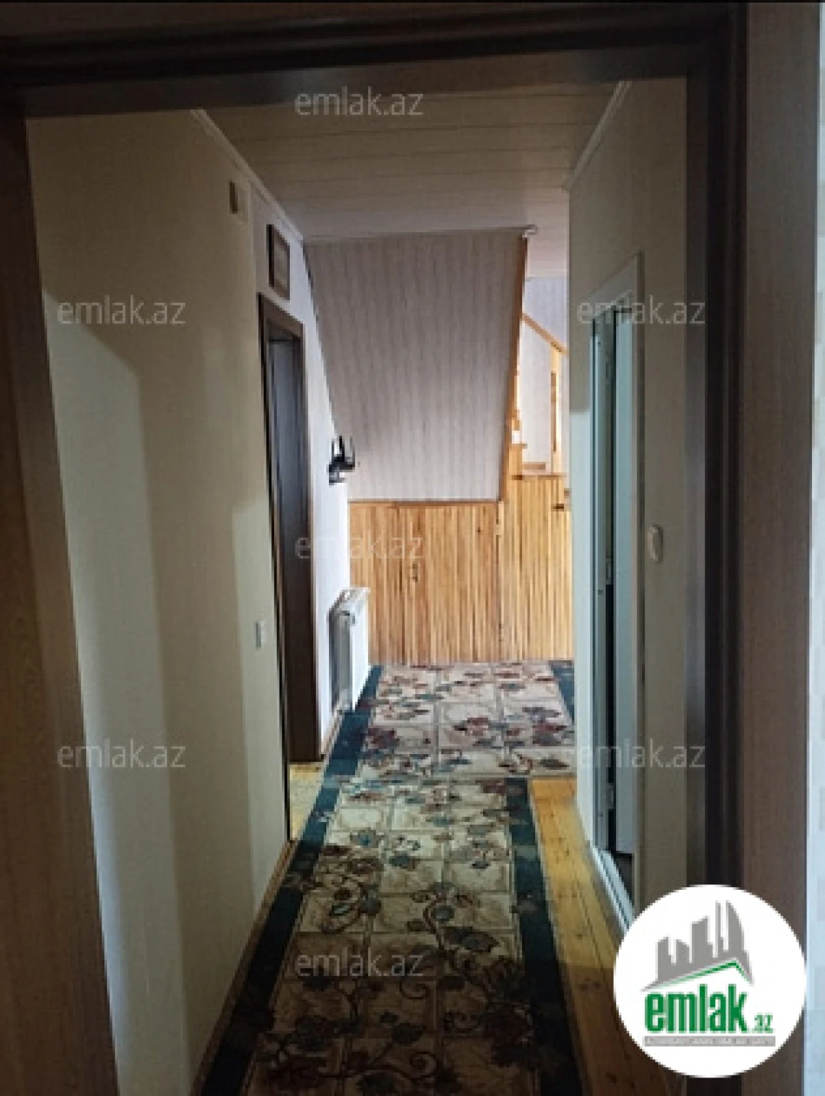 Satılır 7 otaqlı həyət evi 272 m²