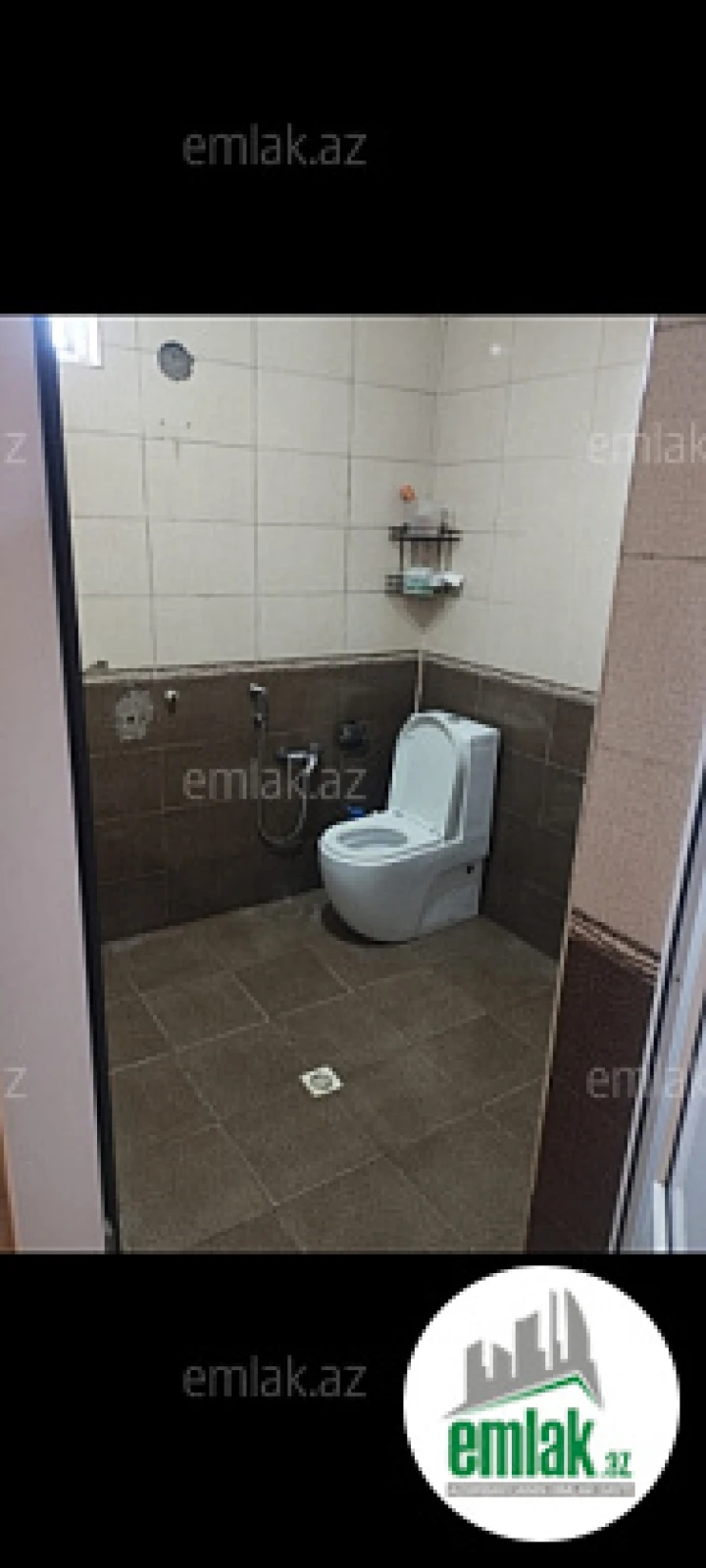 Satılır 7 otaqlı həyət evi 272 m²