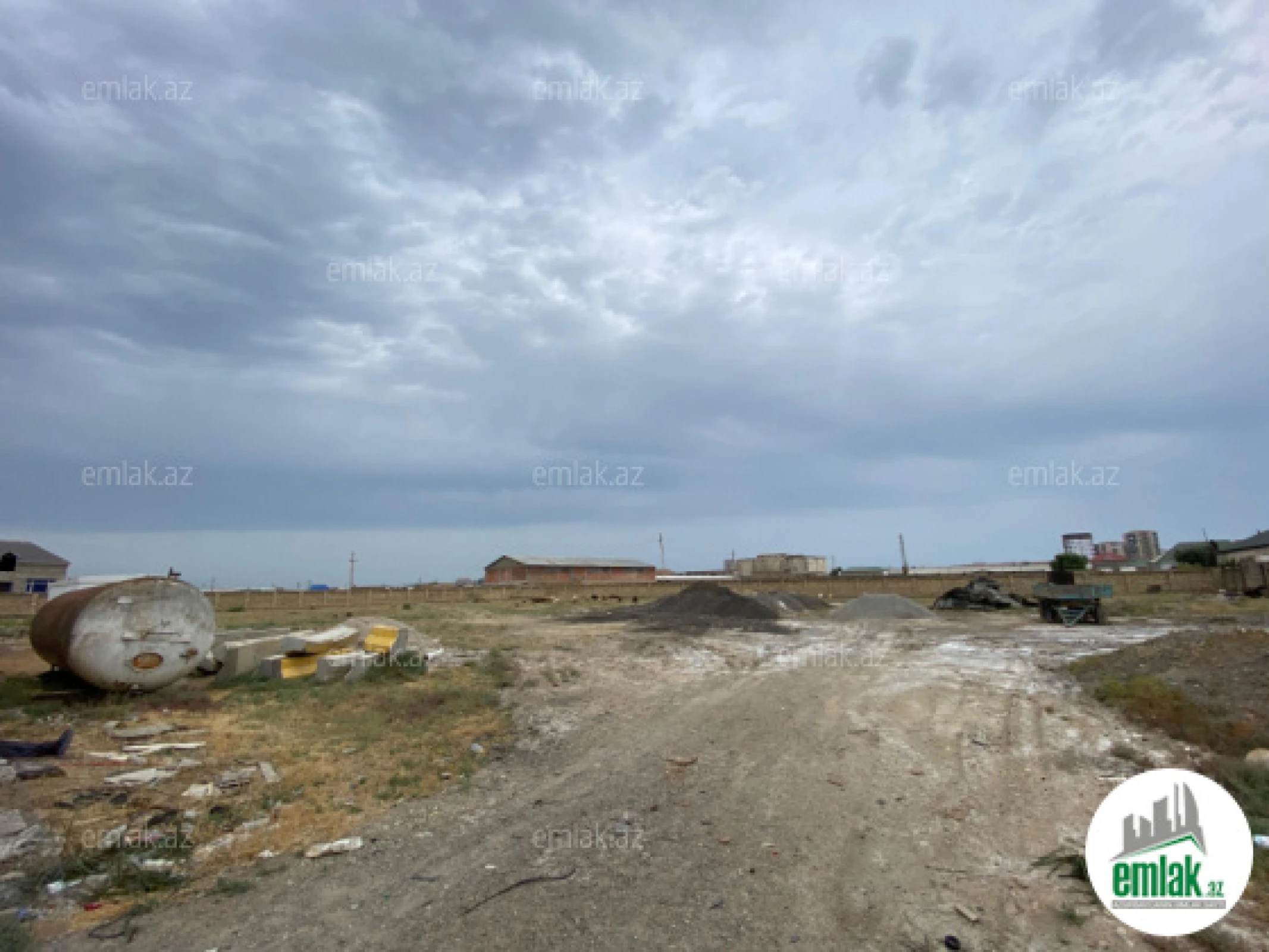 Satılır torpaq sahəsi 65 m²