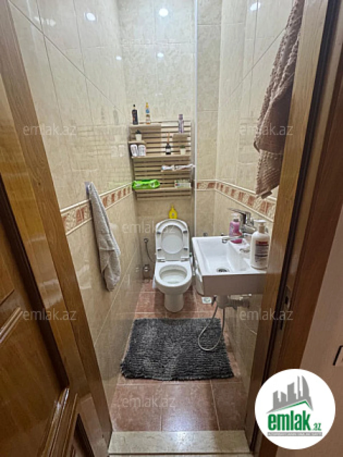 Satılır 3 otaqlı köhnə tikili 90 m²