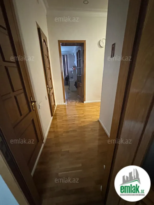 Satılır 3 otaqlı köhnə tikili 90 m²