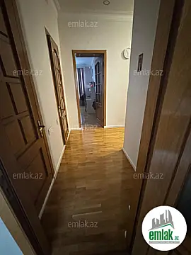 Satılır 3 otaqlı köhnə tikili 90 m²