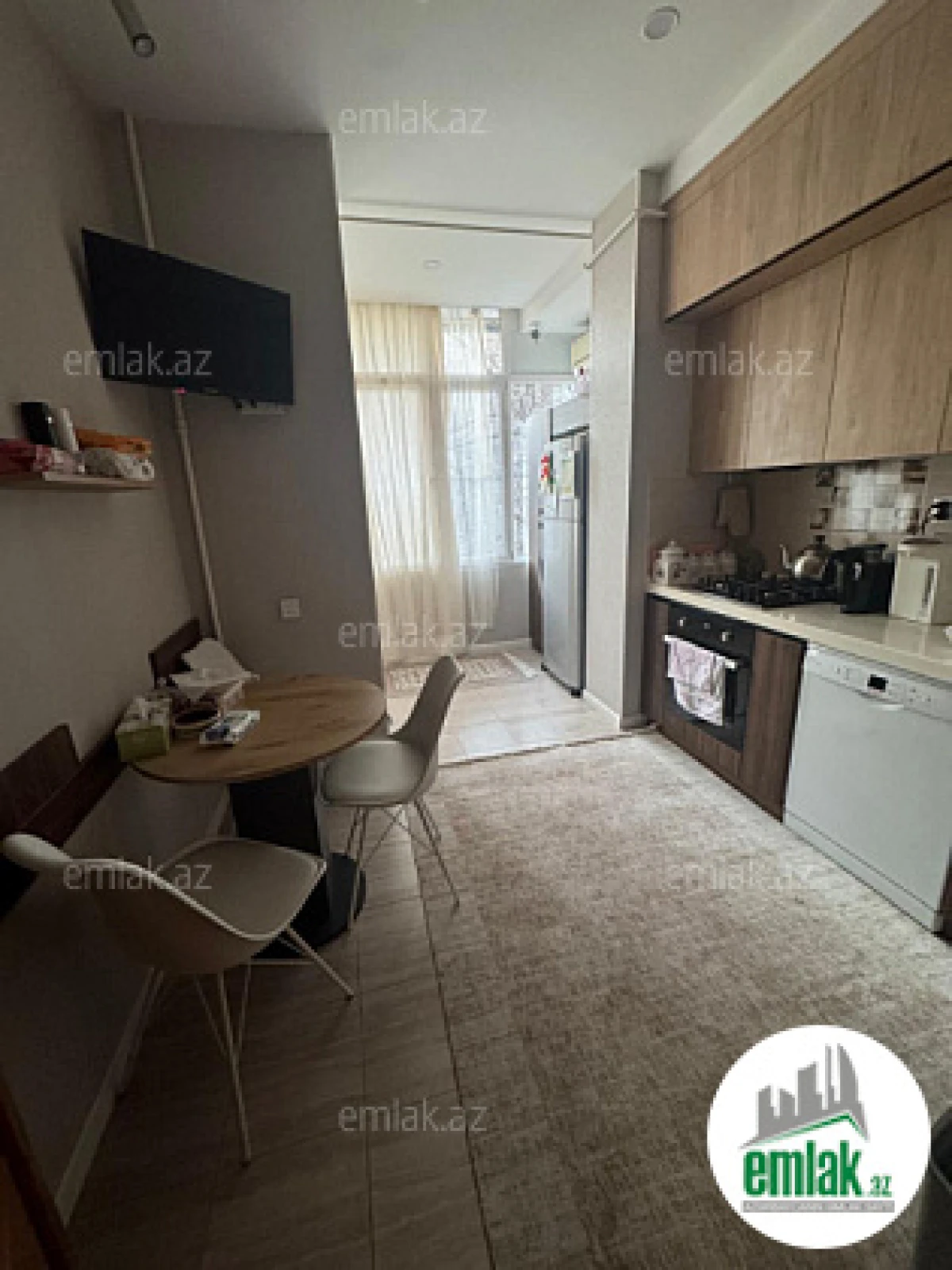 Satılır 3 otaqlı köhnə tikili 90 m²