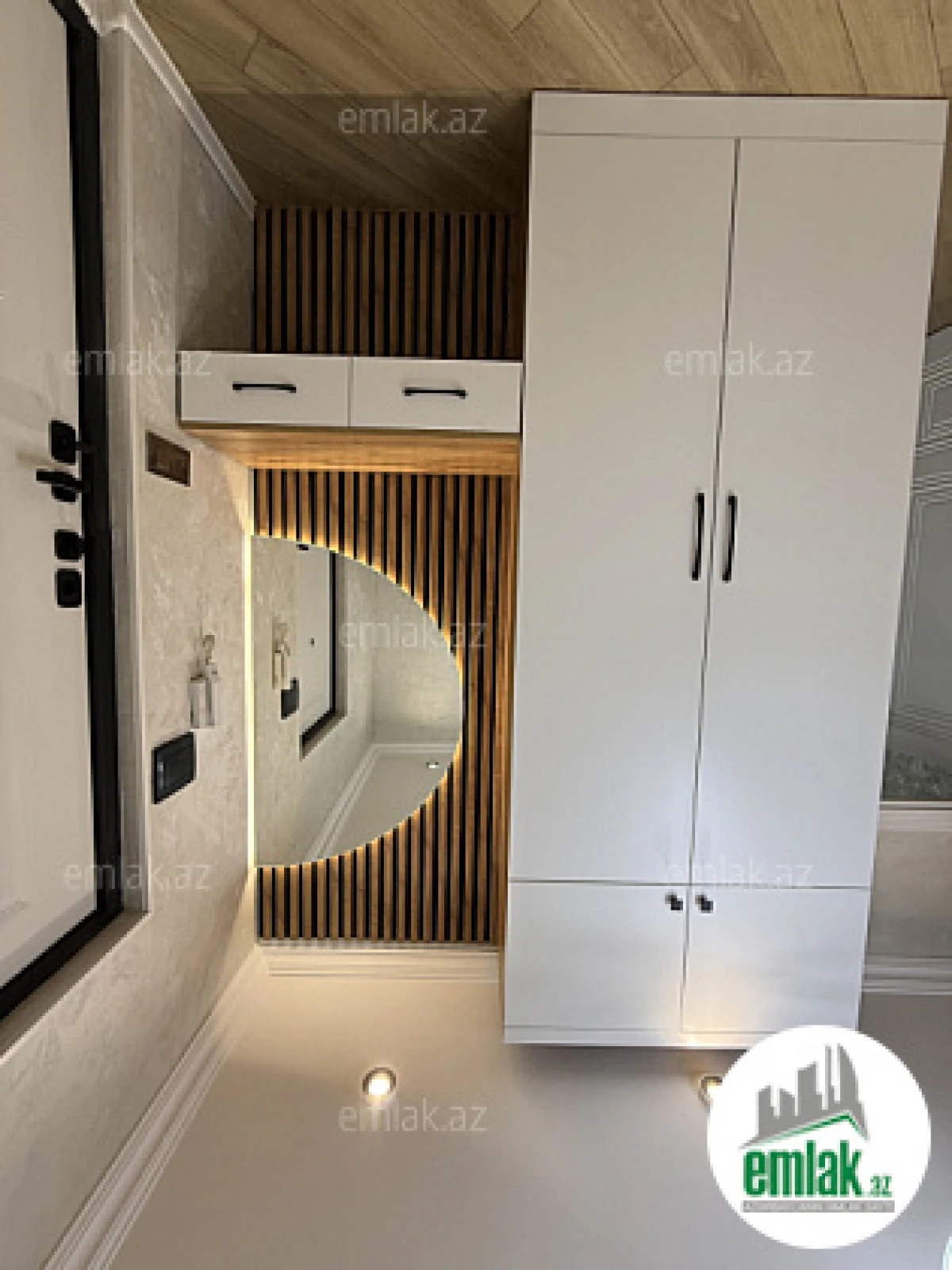 Satılır 3 otaqlı köhnə tikili 85 m²