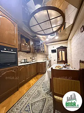 Satılır 3 otaqlı yeni tikili 118 m²