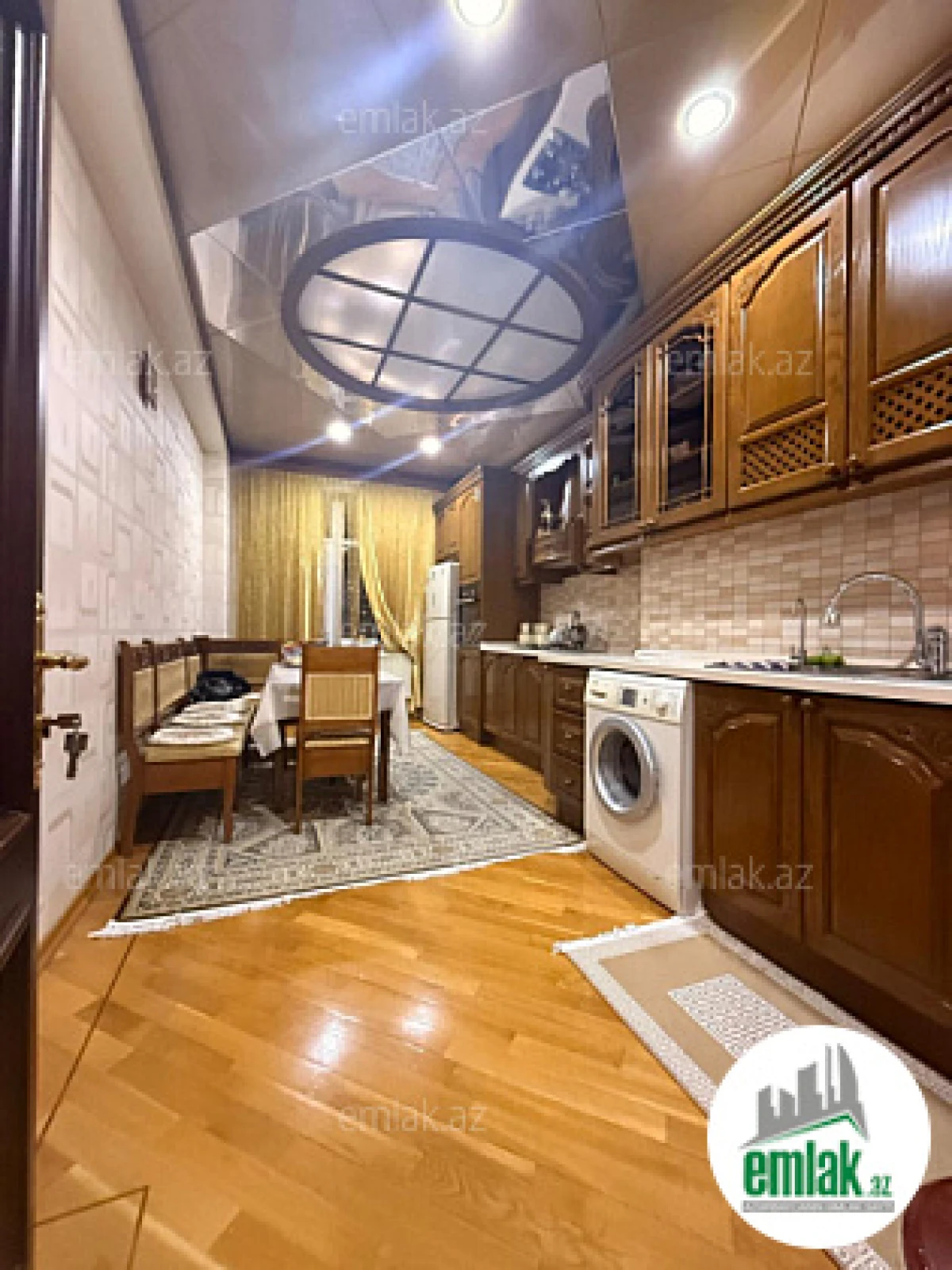 Satılır 3 otaqlı yeni tikili 118 m²