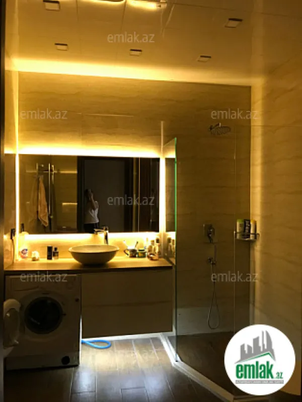 Satılır 3 otaqlı yeni tikili 110 m²