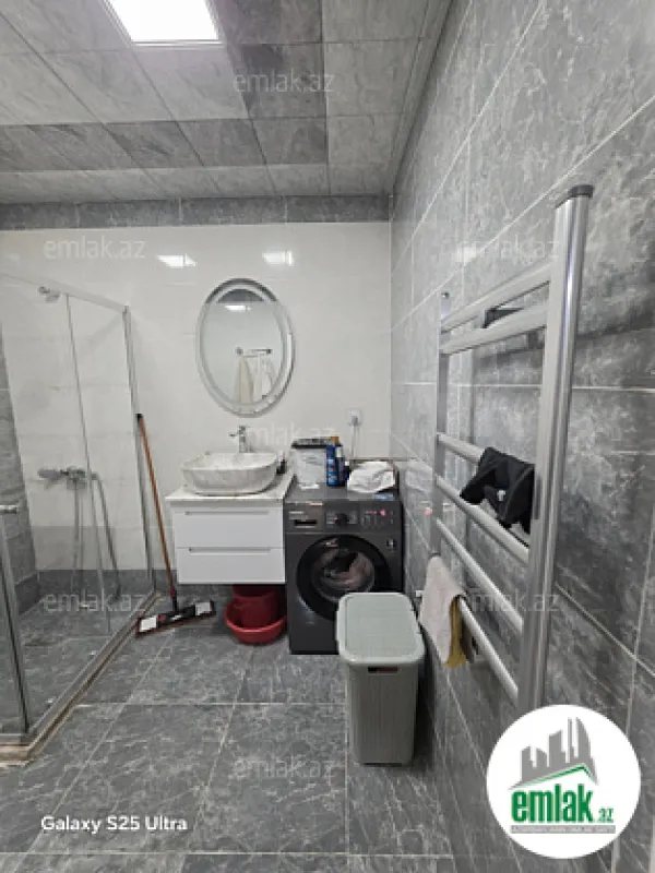 Satılır 2 otaqlı yeni tikili 77 m²