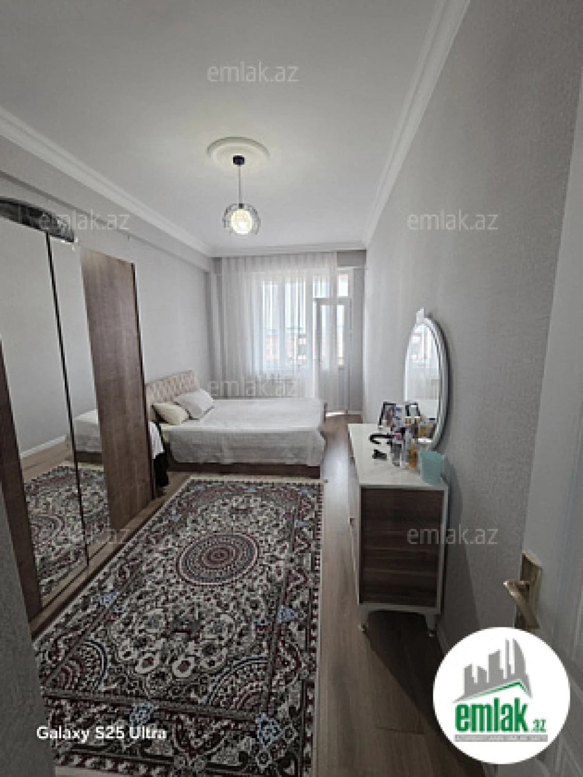Satılır 2 otaqlı yeni tikili 77 m²