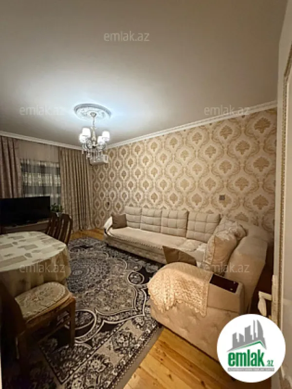 Satılır 2 otaqlı köhnə tikili 60 m²