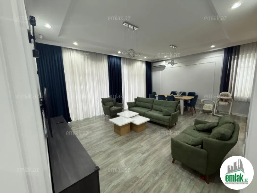 Satılır 5 otaqlı mənzil 142 m²