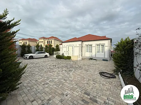 Satılır 5 otaqlı mənzil 142 m²