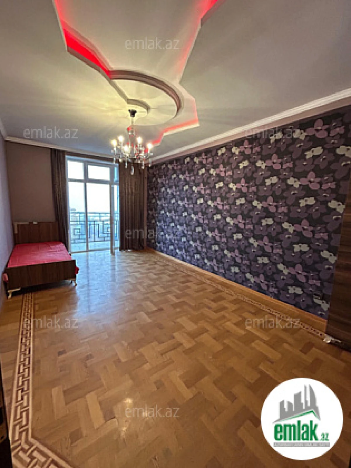 Satılır 4 otaqlı yeni tikili 220 m²