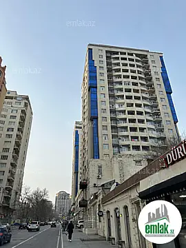 Satılır 4 otaqlı yeni tikili 220 m²